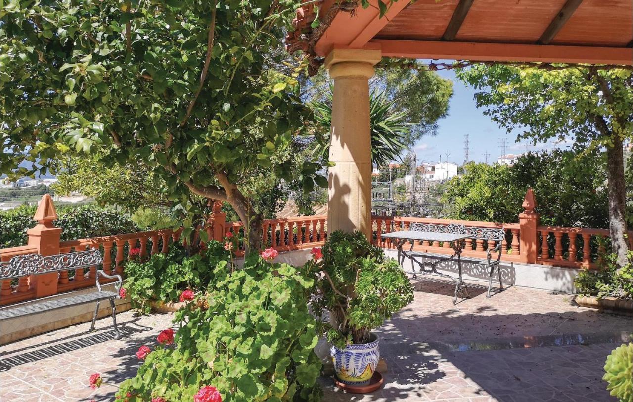 Nice home in Olvera with 8 Bedrooms, WiFi&Outdoor swimming pool Buitenkant foto