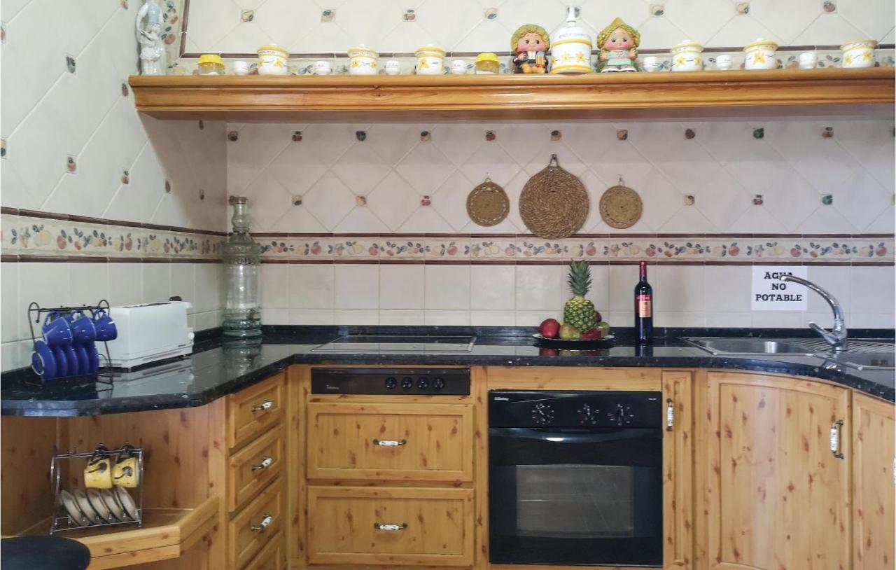 Nice home in Olvera with 8 Bedrooms, WiFi&Outdoor swimming pool Buitenkant foto