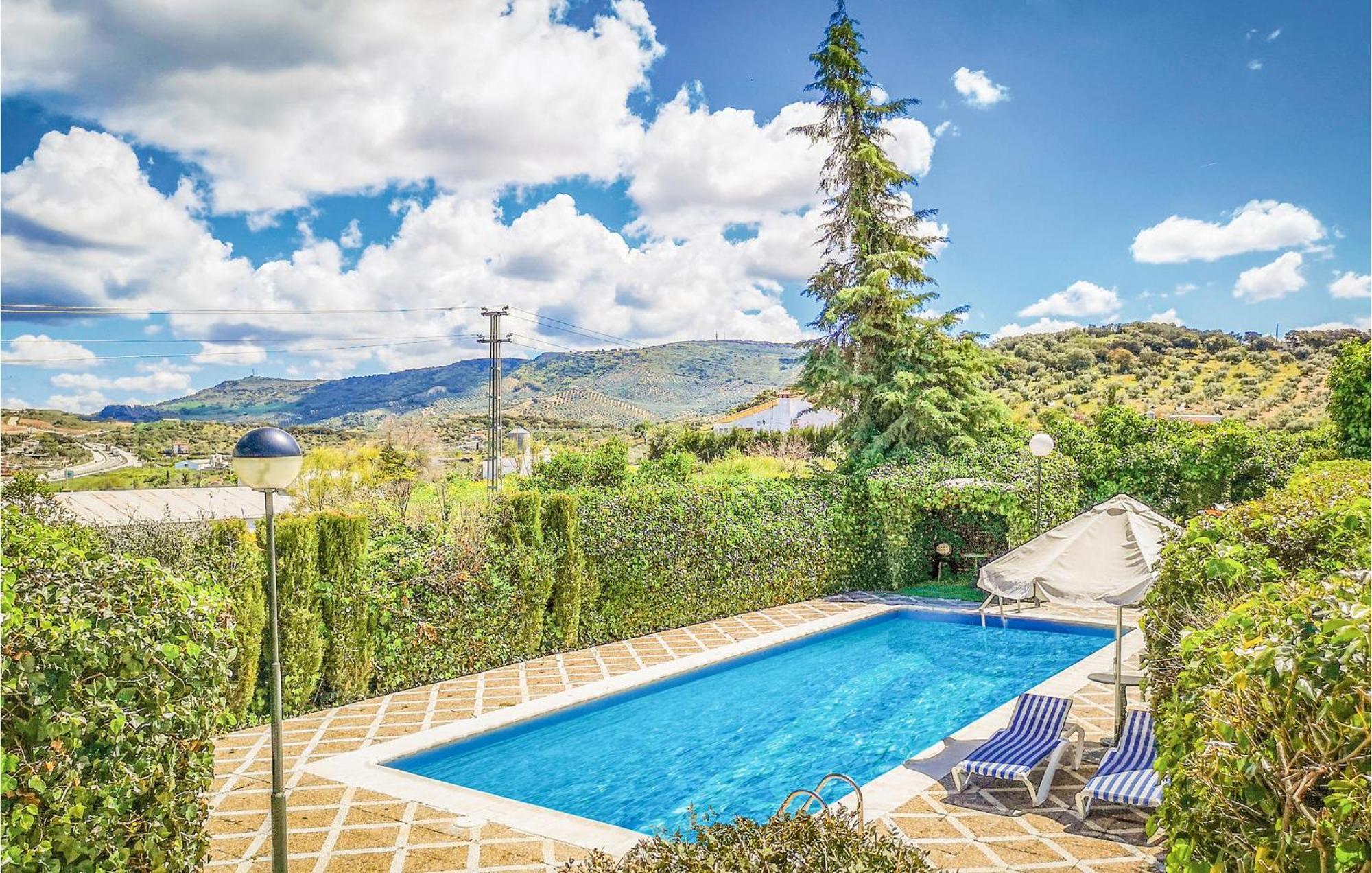 Nice home in Olvera with 8 Bedrooms, WiFi&Outdoor swimming pool Buitenkant foto